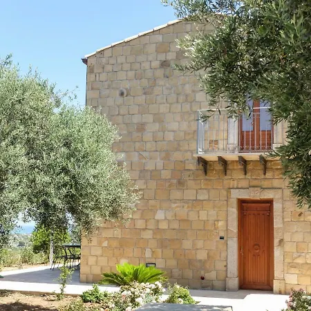 Terrazze Sul Tirreno Κατάλυμα σε φάρμα Lascari